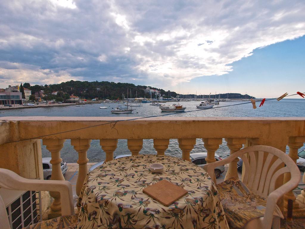 Apartments By The Sea 1050 โรวีน ภายนอก รูปภาพ